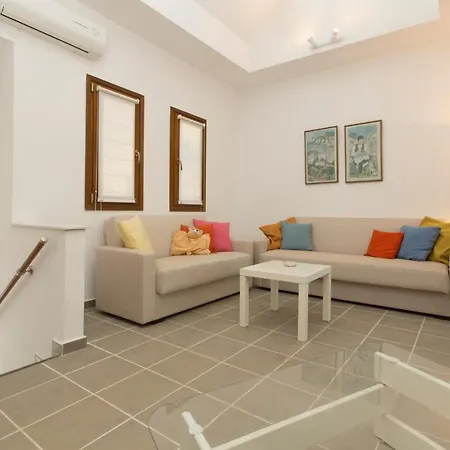 بيت للعطل Functional House By The Sea At