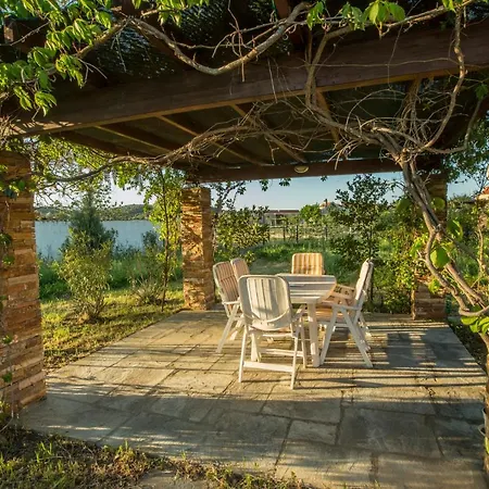 Functional House By The Sea At *