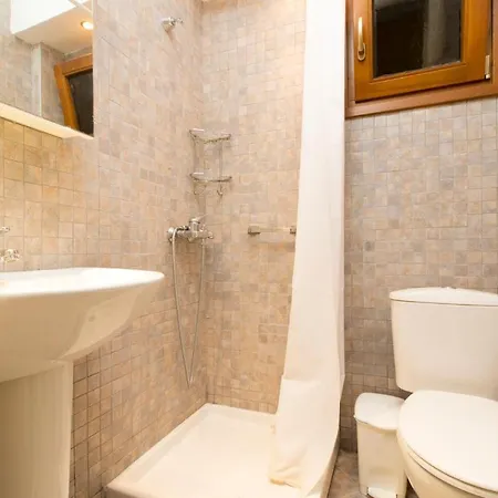 Functional House By The Sea At Ierissos